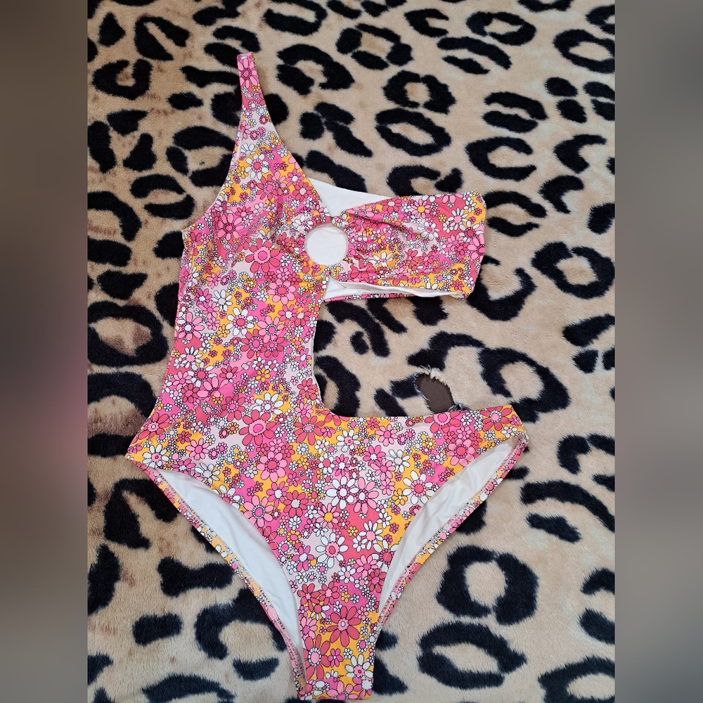 Frankies Bikinis